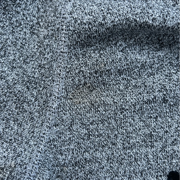 Roots Salt and Pepper Original Hoodie Sz L 9-10 Years Old - Picture 4 of 9